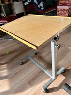 Bureau - Kantelbaar blad & hoogte verstelbaar, Ophalen, Gebruikt, In hoogte verstelbaar