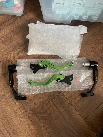 Verstelbaar rem set + protectors vespa piaggio runner beschikbaar voor biedingen
