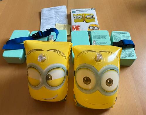Zwemkurkjes, 6 drijvers, en zwembandjes Minios zgan en nieuw, Kinderen en Baby's, Kinderkleding | Kinder-zwemkleding, Zo goed als nieuw