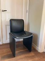 Design vintage stoel leer zwart italy voelt als mid century, Leer, Zo goed als nieuw, Ophalen