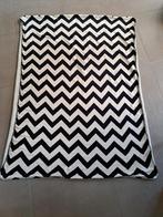 Mooi kleed van zest in zwarte witte print, Huis en Inrichting, Woonaccessoires | Plaids en Woondekens, Ophalen of Verzenden, Zo goed als nieuw