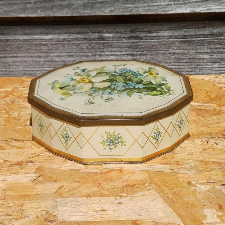 12-hoekig blik met bloemen - Superchocolat Jacques, Verzamelen, Blikken, Gebruikt, Overige, Overige merken, Ophalen of Verzenden