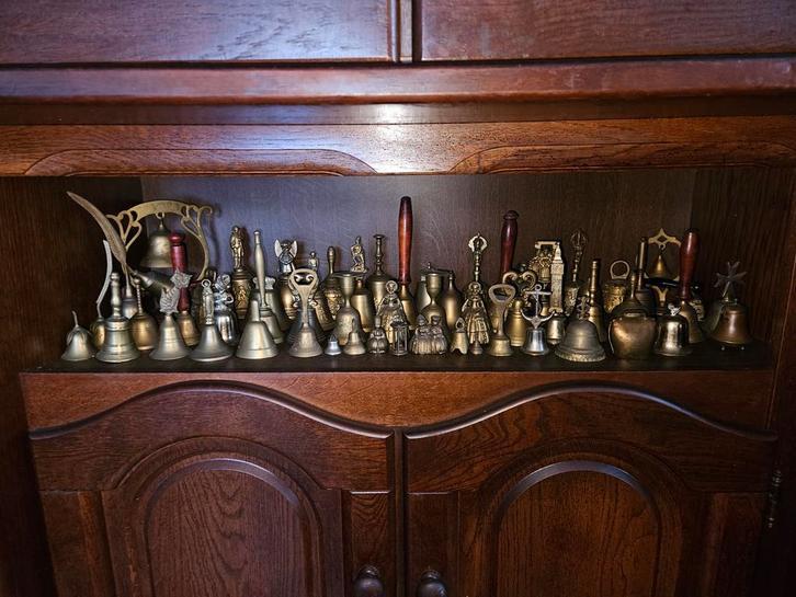 Verzameling Bellen - Groot en Klein, Antiek en Kunst, Antiek | Overige Antiek, Ophalen