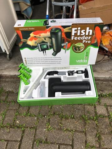 Veldman fishfeeder pro. Voor (koikarper)vijvers  beschikbaar voor biedingen