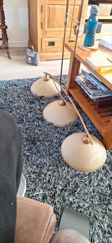 Hang lamp beschikbaar voor biedingen