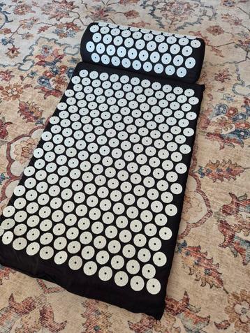 Spijkermat met kussen - Acupunctuur beschikbaar voor biedingen