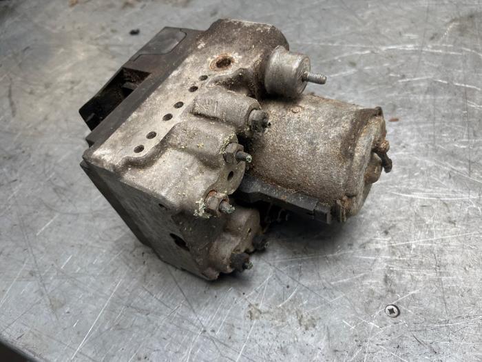 ABS Pomp van een Audi A6, Auto-onderdelen, Elektronica en Kabels, Audi, Gebruikt, 3 maanden garantie, Ophalen of Verzenden