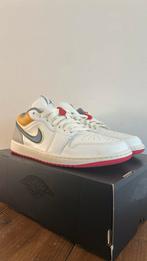 Air Jordan 1 Low PRM, Ophalen of Verzenden, Zo goed als nieuw