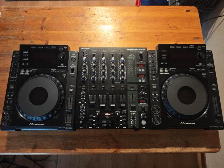 Dj set 2x Pioneer CDJ 900 + Behringer DJX750, Muziek en Instrumenten, Dj-sets en Draaitafels, Zo goed als nieuw, Dj-set, Pioneer