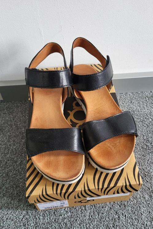 Zwarte leren Aqa sandalen zwart - maat 38, Kleding | Dames, Schoenen, Gedragen, Sandalen of Muiltjes, Zwart, Ophalen