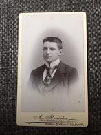 CDV, Jongeman, A. van Beurden, Tilburg, Carte de Visite 2, Verzamelen, Foto's en Prenten, Ophalen of Verzenden, Voor 1940, Gebruikt