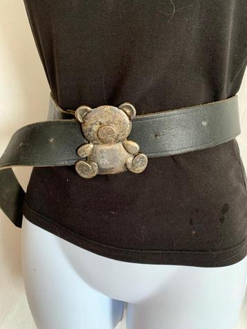 Leuke zwarte riem met een gave beertjes gesp! beschikbaar voor biedingen