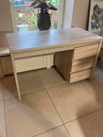Houten bureau met lades, Ophalen, Zo goed als nieuw, Bureau