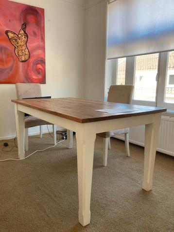 Eettafel! beschikbaar voor biedingen
