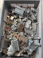 Partij nieuwe en Gebruikte Scharnieren, Doe-het-zelf en Verbouw, Hang- en Sluitwerk, Ophalen, Gebruikt, IJzer, Scharnier