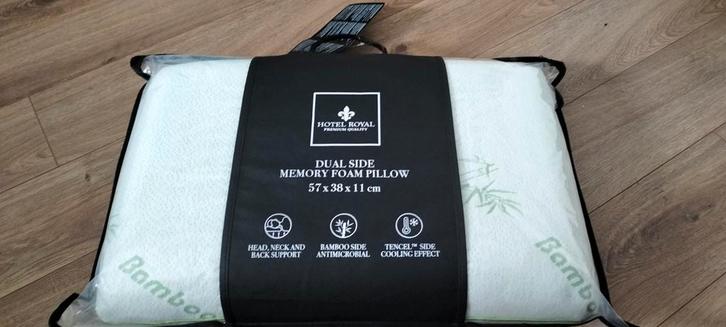 Memory foam kussen - Action, Huis en Inrichting, Slaapkamer | Beddengoed, Zo goed als nieuw, Kussen, Eenpersoons, Wit, Ophalen of Verzenden