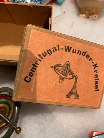 Antieke Centrifugal-Wunder-Kreisel Speelgoed beschikbaar voor biedingen