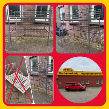 077.  Hoog slaper van metaal in prima staat beschikbaar voor biedingen