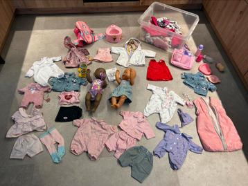 grote poppen set met o.a 2 x baby born en diverse kleertjes beschikbaar voor biedingen