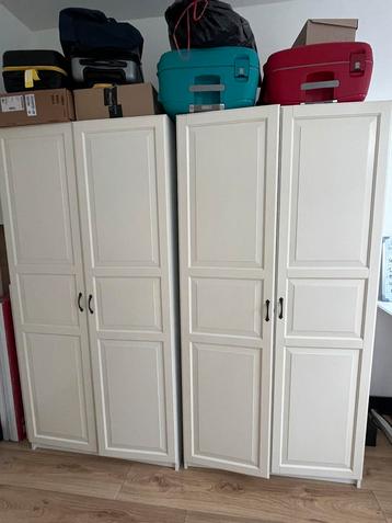 2 IKEA PAX kasten beschikbaar voor biedingen