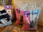 Veel kattenbakvulling - Tigerino premium meer dan 17kg, Dieren en Toebehoren, Kattenbakken, Nieuw, Ophalen, Gesloten