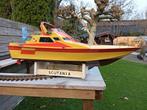 Leuke RC boot, Hobby en Vrije tijd, Modelbouw | Boten en Schepen, Ophalen