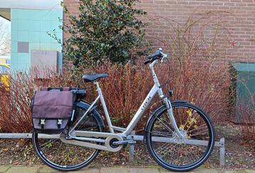 Trek L400 elektrischefiets
Frame maat 50cm
Shimano Steps  beschikbaar voor biedingen