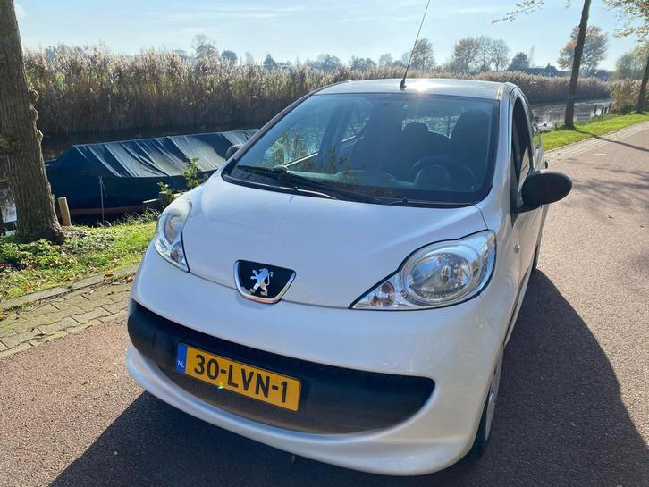 Peugeot 107 1.0-12V XR, Auto's, Peugeot, Particulier, Te koop, ABS, Airbags, Startonderbreker, Benzine, Euro 4, A, Hatchback, Handgeschakeld