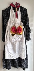 OUDE THEATER KLEDING KOFFER MET INHOUD voor vele doeleinden, Ophalen of Verzenden, Zo goed als nieuw, Maat 46/48 (XL) of groter