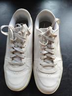 Puma dames sneaker, Kleding | Dames, Schoenen, Ophalen of Verzenden, Zo goed als nieuw, Sneakers of Gympen