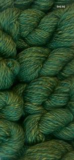 Handgesponnen merino wol, 1317 gram, Hobby en Vrije tijd, Ophalen of Verzenden, Nieuw, Breien of Haken, Wol of Garen