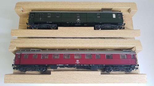Liliput 826/829 - Rijtuigen van de DB (één met verlichting), Hobby en Vrije tijd, Modeltreinen | H0, Zo goed als nieuw, Wagon