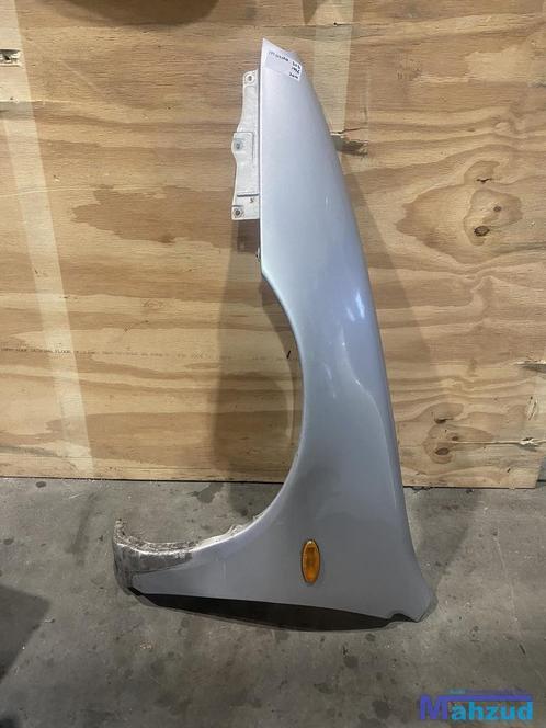 MAZDA 323 F 5 3L ZILVER GRIJS Links voor scherm zijscherm, Auto-onderdelen, Carrosserie en Plaatwerk, Spatbord, Mazda, Gebruikt