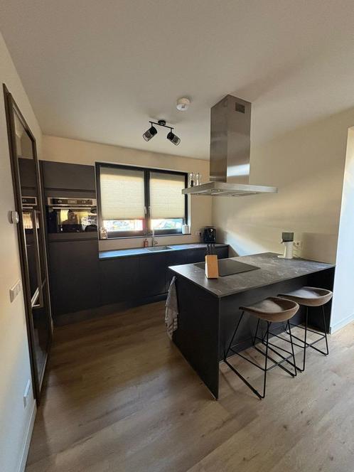 Moderne antraciet eilandkeuken met bar – Etna GEDEMONTEERD, Huis en Inrichting, Keuken | Complete keukens, Zo goed als nieuw, Overige typen