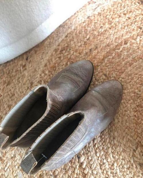 CATARINA MARTINS echt n prachtig laarsje in taupe mt39, Kleding | Dames, Schoenen, Zo goed als nieuw, Lage of Enkellaarzen, Beige