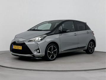 Toyota Yaris 1.5 Hybrid Bi-Tone Plus | Navigatie | Panorama  beschikbaar voor biedingen