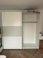 Zweefdeurkast te koop : wit/grijs, veel opbergruimte, Ophalen, Zo goed als nieuw, 50 tot 75 cm, 200 cm of meer