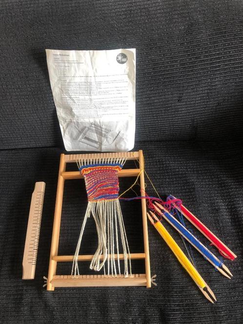 weefraam - 35x23,5 cm - beginnen met weven?, Hobby en Vrije tijd, Knutselen, Zo goed als nieuw, Gereedschap of Toebehoren, Ophalen of Verzenden
