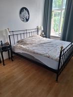 Tweepersoonsbed 180×200 (zwart) en twijfelaar 140x200 (wit), Ophalen, Gebruikt, 140 cm, Twijfelaar