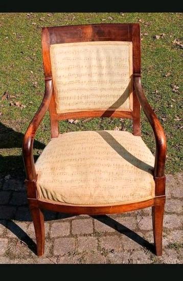 Antieke Fauteuil - Prachtstuk! beschikbaar voor biedingen