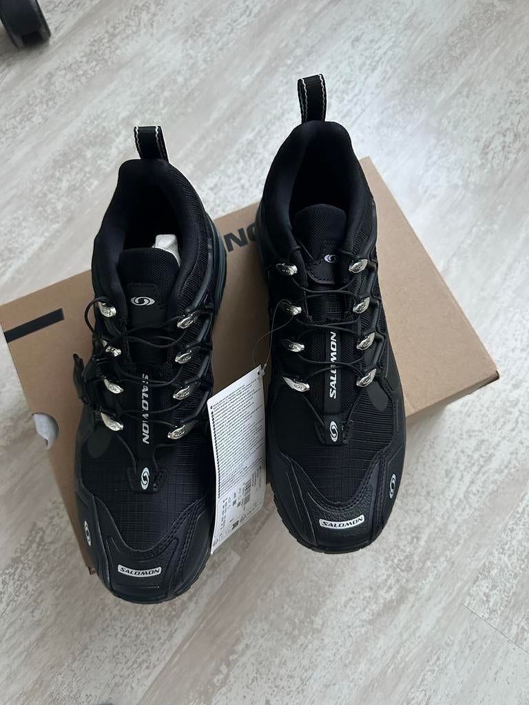 Salomon Sneakers - Zwart - Maat 43 1/3, Kleding | Heren, Schoenen, Ophalen of Verzenden, Zo goed als nieuw, Zwart, Sneakers of Gympen