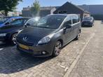 Peugeot 5008 1.6 THP Style 5p. | TREKHAAK | PANORAMADAK, Voorwielaandrijving, Euro 5, Stof, Zwart