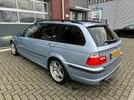 BMW 320i 2.2 170PK Touring AUT M Pakket Xenon Stoelvw PDC, Auto's, BMW, Te koop, Zilver of Grijs, 720 kg, Geïmporteerd