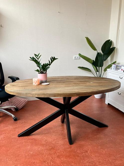 Eetkamertafel 160x90 manngo ovaal, Huis en Inrichting, Tafels | Eettafels, Zo goed als nieuw, 50 tot 100 cm, 200 cm of meer, Vijf personen of meer