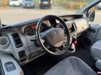 Renault Trafic 2.5 dCi T29 L2H1 DC Automaat Youngtimer 146pk, Auto's, Bestelauto's, Gebruikt, Renault, Origineel Nederlands, Bedrijf