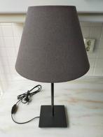 Tafellamp Ikea grijs, Huis en Inrichting, Lampen | Tafellampen, Ophalen, Gebruikt, Metaal, Modern