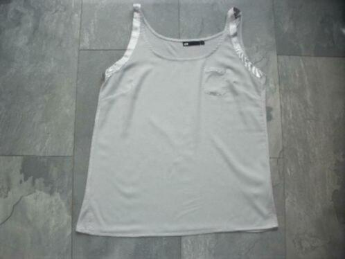 Grijs Topje van WE Fashion, maat S (qwe), Kleding | Dames, Tops, Zo goed als nieuw, Maat 36 (S), Grijs, Zonder mouw, Ophalen of Verzenden