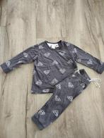 Mooie grijze Superman pyjama van H&M, maat 74. Winter pyjama, Kinderen en Baby's, Nacht- of Onderkleding, Onb, H&M, Ophalen of Verzenden