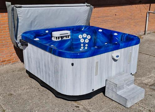 Amerikaanse 7 persoons Marquis Spas jacuzzi, Tuin en Terras, Bubbelbaden en Hottubs, Zo goed als nieuw, Trap, Ophalen of Verzenden