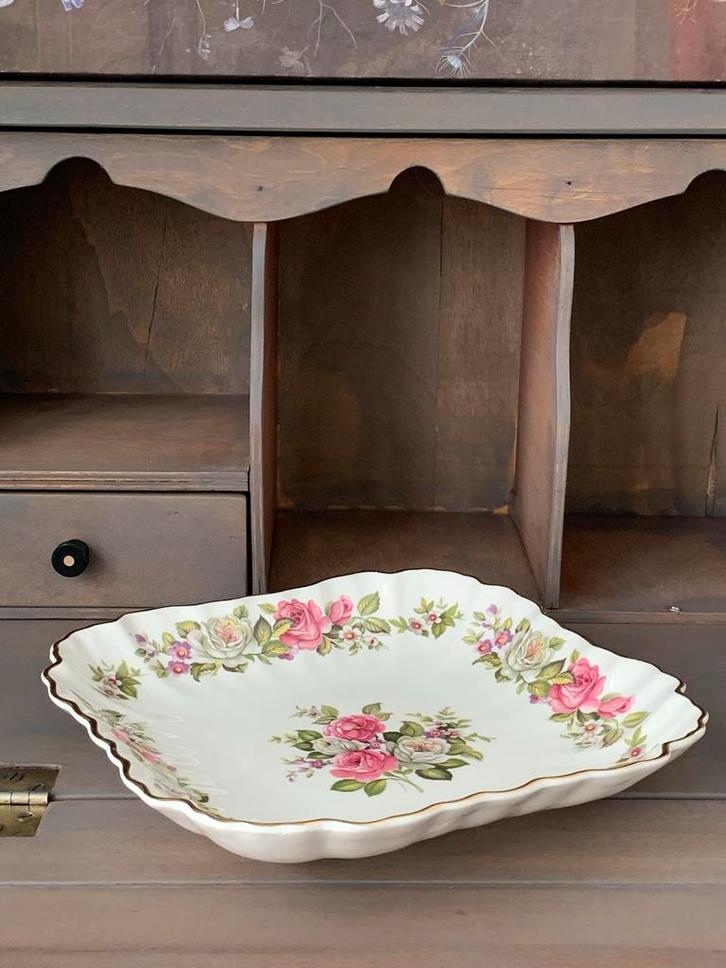 Vintage Foley Harmony Rose Serveerschaal in perfecte staat., Antiek en Kunst, Antiek | Schalen, Ophalen of Verzenden